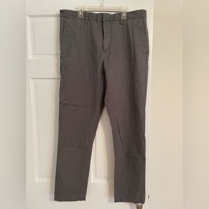 Men’s Banana Republic mason athletic chino pants 33x30